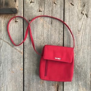 Red Nine West purse in very good condition!